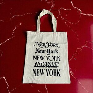 NEW YORK Neutral Logo Canvas Tote Bag NWT NWOT